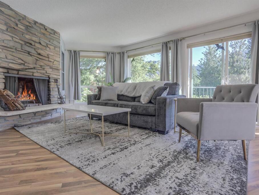Ski-Mount Hood Charm-Welches,Golf And Ski Resort Condo,W&D, Wifi,Near Woods,Hiking,Fishing Mount Hood Village Exterior photo
